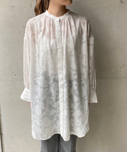 CAPRICIEUX LE'MAGE（カプリシューレマージュ）の「シアージャガードバックリボンシャツ（シャツ/ブラウス・レディース・ホワイト/ブラック・FREE）」の5枚目の写真