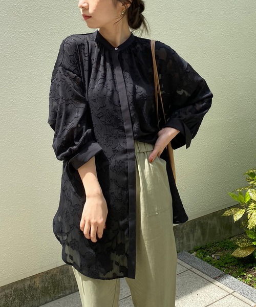 CAPRICIEUX LE'MAGE（カプリシューレマージュ）の「シアージャガードバックリボンシャツ（シャツ/ブラウス・レディース・ホワイト/ブラック・FREE）」の14枚目の写真