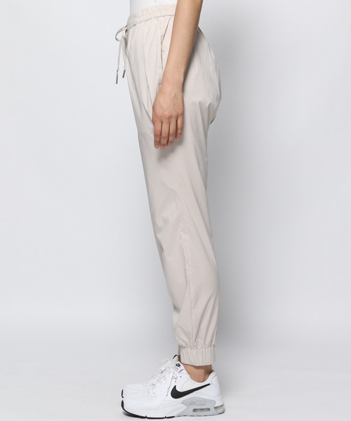 HEREIAM（ヘレイアム）の「【HEREIAM】DRYスウェットジョグパンツ（スウェットパンツ・レディース・ナチュラル/ブラック/レッド・SMALL/MEDIUM）」の13枚目の写真