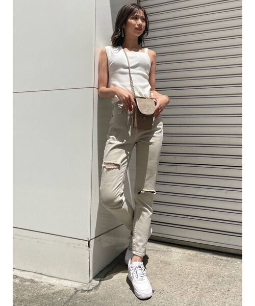 MURUA（ムルーア）の「ハイウエストクラッシュスキニーパンツ（デニムパンツ・レディース・ライトグレー・0/1/2）」の19枚目の写真