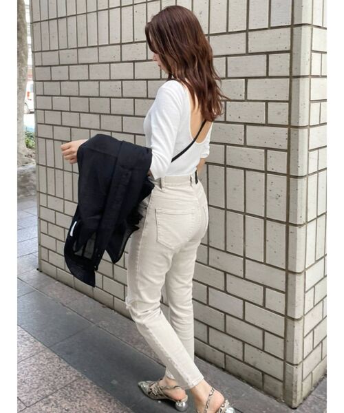 MURUA（ムルーア）の「ハイウエストクラッシュスキニーパンツ（デニムパンツ・レディース・ライトグレー・0/1/2）」の11枚目の写真