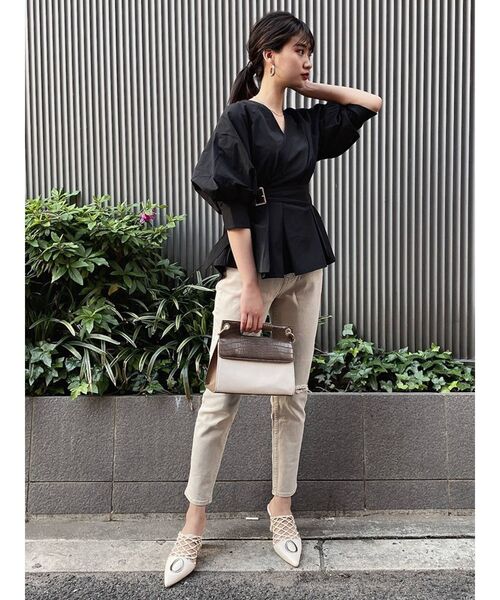 MURUA（ムルーア）の「ハイウエストクラッシュスキニーパンツ（デニムパンツ・レディース・ライトグレー・0/1/2）」の9枚目の写真