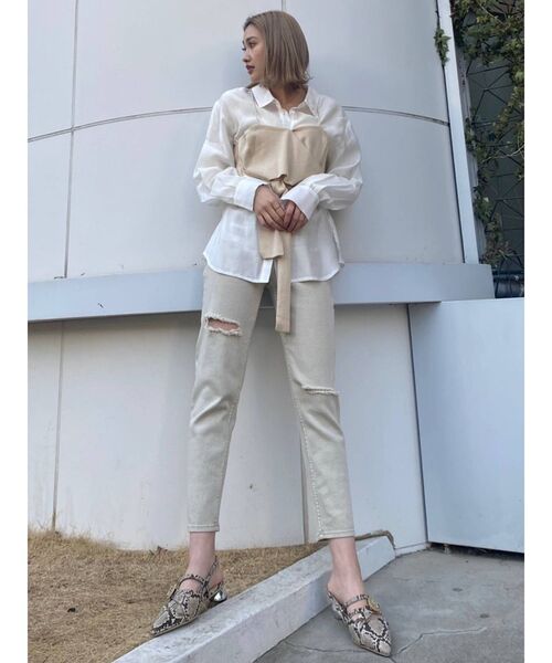 MURUA（ムルーア）の「ハイウエストクラッシュスキニーパンツ（デニムパンツ・レディース・ライトグレー・0/1/2）」の20枚目の写真