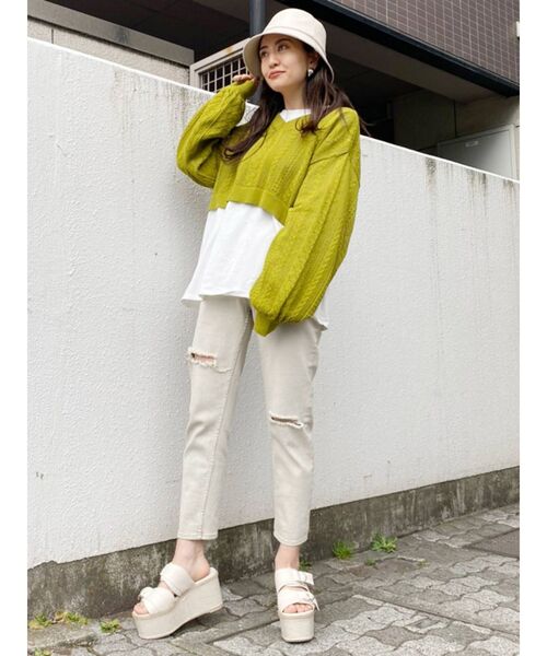 MURUA（ムルーア）の「ハイウエストクラッシュスキニーパンツ（デニムパンツ・レディース・ライトグレー・0/1/2）」の12枚目の写真