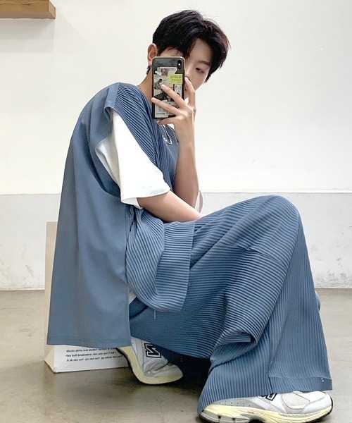 neos（ネオス）の「【neos -addictive design-】ビッグシルエット プリーツ ドロップショルダー ベスト（ベスト・メンズ・ブラック/グレー/ブルー/グレイッシュベージュ・MEDIUM/LARGE）」の16枚目の写真