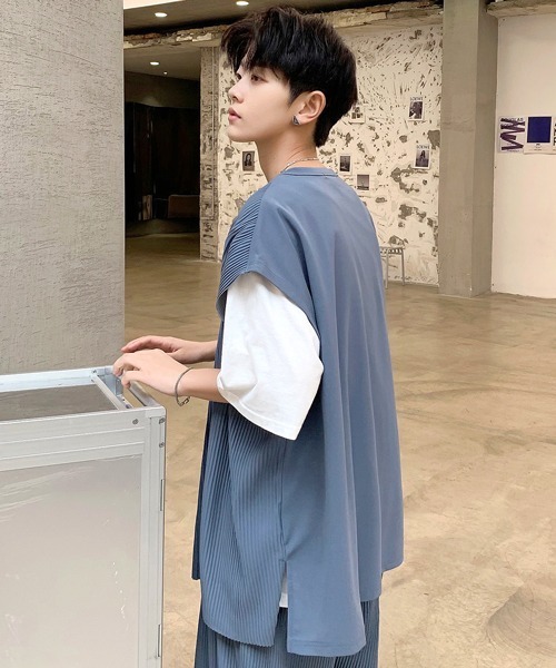 neos（ネオス）の「【neos -addictive design-】ビッグシルエット プリーツ ドロップショルダー ベスト（ベスト・メンズ・ブラック/グレー/ブルー/グレイッシュベージュ・MEDIUM/LARGE）」の14枚目の写真
