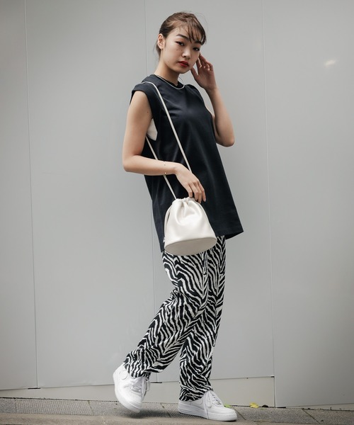 PBLIM（ページボーイリム）の「【PAGEBOYLIM】カットイージースラックス（スラックス・レディース・ブラック/グリーン/パープル/ゼブラ/レッド・MEDIUM/LARGE）」の6枚目の写真