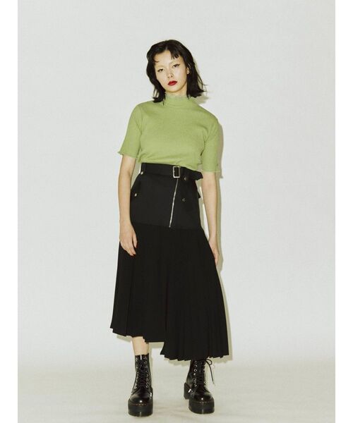 jouetie(ジュエティ)の「ライダースプリーツスカート(スカート・レディース・ブラック/オレンジ/ブルー・MEDIUM)」の15枚目の写真