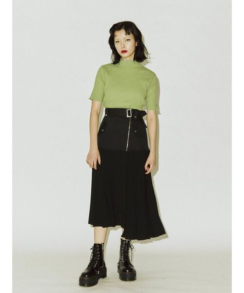 jouetie(ジュエティ)の「ライダースプリーツスカート(スカート・レディース・ブラック/オレンジ/ブルー・MEDIUM)」の8枚目の写真