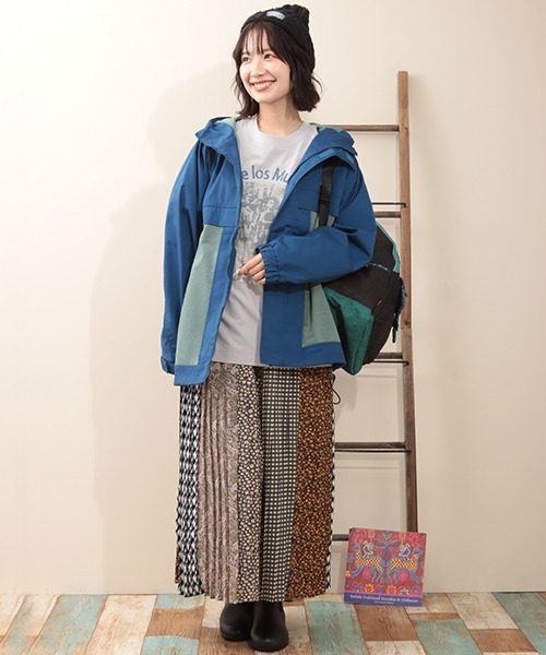 チチカカ（チチカカ）の「ナバホマウンテンパーカー（マウンテンパーカー・レディース・ブラック/ブルー・FREE）」の9枚目の写真