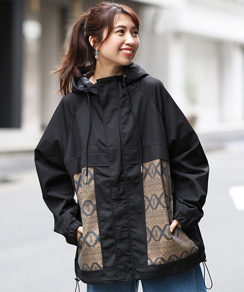 チチカカ（チチカカ）の「ナバホマウンテンパーカー（マウンテンパーカー・レディース・ブラック/ブルー・FREE）」の7枚目の写真