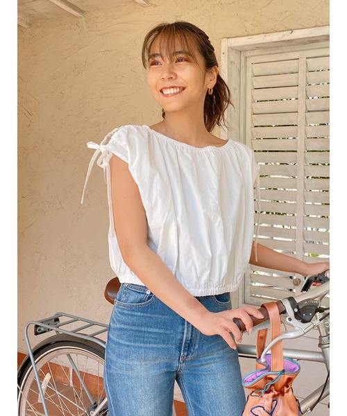 Vicente（ヴィセンテ）の「Openshoulder tops（シャツ/ブラウス・レディース・オフホワイト/ブラウン/ブラック・FREE）」の8枚目の写真