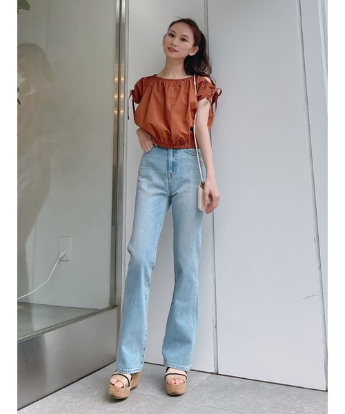 Vicente（ヴィセンテ）の「Openshoulder tops（シャツ/ブラウス・レディース・オフホワイト/ブラウン/ブラック・FREE）」の10枚目の写真