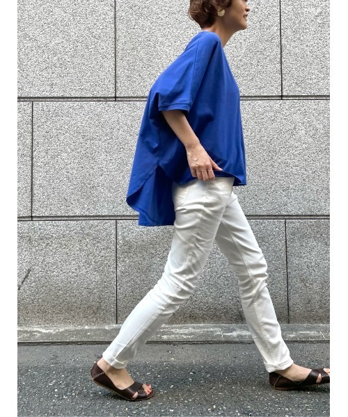 BEARDSLEY(ビアズリー)の「ボックスTシャツ(Tシャツ/カットソー・レディース・ライトグレー/ブルー・FREE)」の1枚目の写真