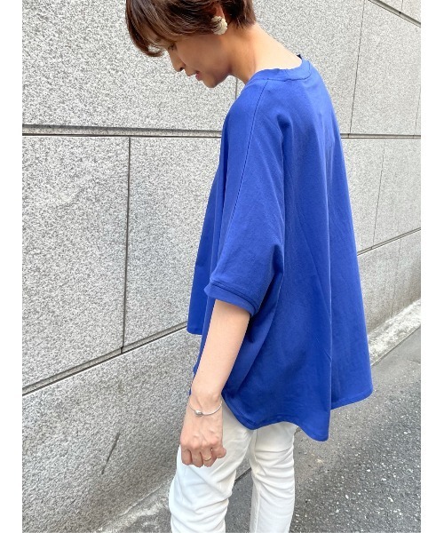 BEARDSLEY(ビアズリー)の「ボックスTシャツ(Tシャツ/カットソー・レディース・ライトグレー/ブルー・FREE)」の6枚目の写真