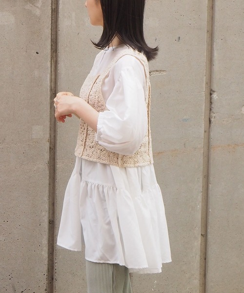 tiptop（ティップトップ）の「カギ針ビスチェ×ブラウスセット（シャツ/ブラウス・レディース・ブラック/オフホワイト/ブルー・FREE）」の10枚目の写真