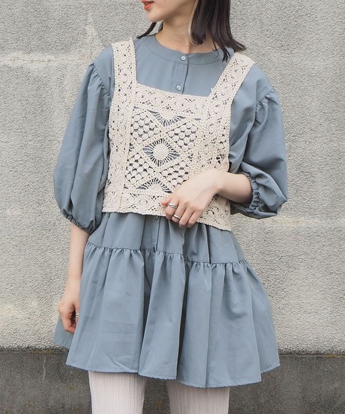 tiptop（ティップトップ）の「カギ針ビスチェ×ブラウスセット（シャツ/ブラウス・レディース・ブラック/オフホワイト/ブルー・FREE）」の15枚目の写真