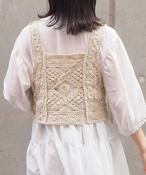 tiptop（ティップトップ）の「カギ針ビスチェ×ブラウスセット（シャツ/ブラウス・レディース・ブラック/オフホワイト/ブルー・FREE）」の22枚目の写真