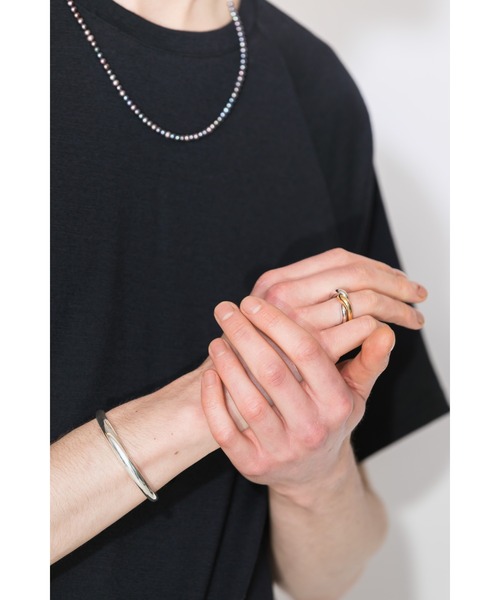 OX JEWELRY(オックスジュエリー)の「Silver Curve Bangle(バングル/リストバンド・メンズ・シルバー・FREE)」の16枚目の写真