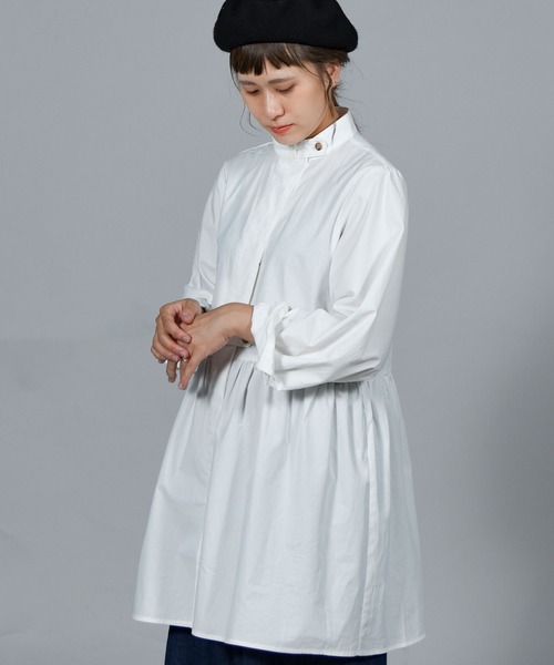 folka（フォルカ）の「【folka（フォルカ）】スタンドカラーシャツ（シャツ/ブラウス・レディース・ホワイト/ブラック/ベージュ・M/L）」の12枚目の写真