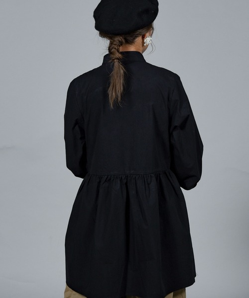 folka（フォルカ）の「【folka（フォルカ）】スタンドカラーシャツ（シャツ/ブラウス・レディース・ホワイト/ブラック/ベージュ・M/L）」の9枚目の写真