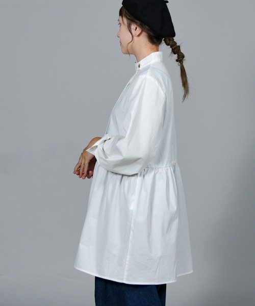 folka（フォルカ）の「【folka（フォルカ）】スタンドカラーシャツ（シャツ/ブラウス・レディース・ホワイト/ブラック/ベージュ・M/L）」の16枚目の写真