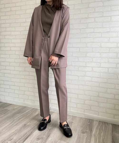 Chiaro（キアロ）の「セットアップジャケット×テーパードパンツ（ノーカラージャケット・レディース・ブラック/モカ・M）」の13枚目の写真