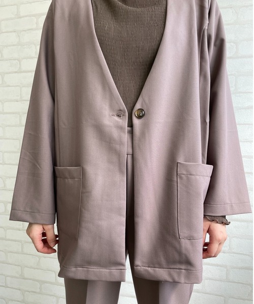 Chiaro（キアロ）の「セットアップジャケット×テーパードパンツ（ノーカラージャケット・レディース・ブラック/モカ・M）」の17枚目の写真