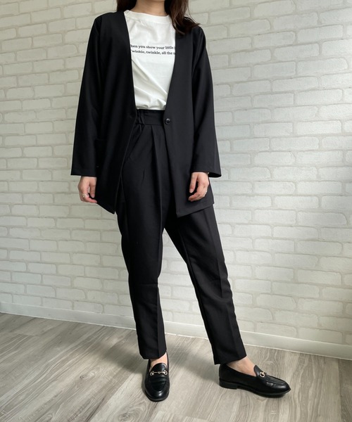 Chiaro（キアロ）の「セットアップジャケット×テーパードパンツ（ノーカラージャケット・レディース・ブラック/モカ・M）」の6枚目の写真