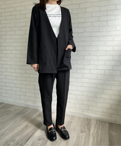 Chiaro（キアロ）の「セットアップジャケット×テーパードパンツ（ノーカラージャケット・レディース・ブラック/モカ・M）」の10枚目の写真