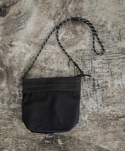 さく様 セール】ハッスイナイロンサコッシュ/218267（ショルダーバッグ