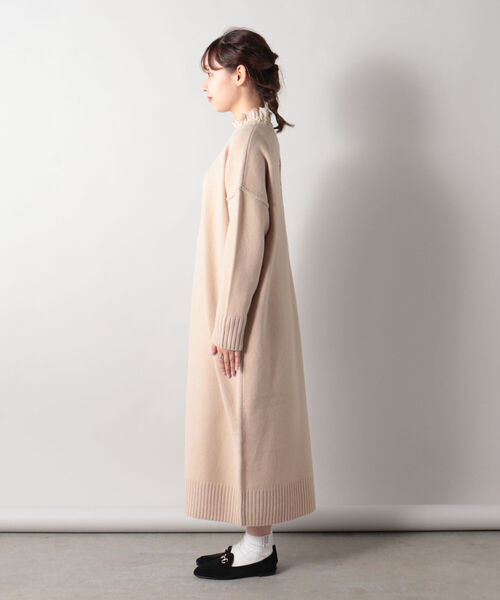 fredy emue(フレディエミュ)の「【WEB限定カラーあり】HAMILTON WOOL ニットワンピース(ワンピース・レディース・ベージュ/レッド/マスタード・38)」の5枚目の写真