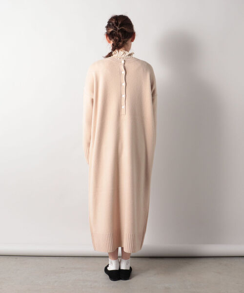 fredy emue(フレディエミュ)の「【WEB限定カラーあり】HAMILTON WOOL ニットワンピース(ワンピース・レディース・ベージュ/レッド/マスタード・38)」の9枚目の写真
