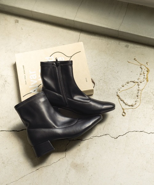 GLOBAL WORK（グローバルワーク）の「らくっション撥水ストレッチローヒールブーツ/214691（ブーツ・レディース・ブラック/オフホワイト/その他/ブラウン系その他7・X-LARGE/MEDIUM/LARGE/SMALL）」の21枚目の写真