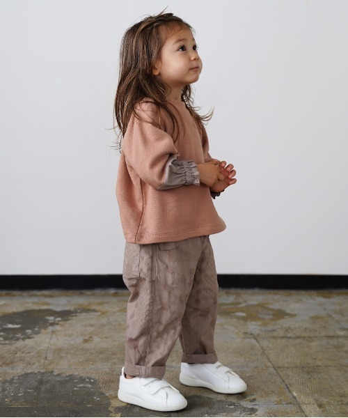 quoti use fith（クゥオティ　ユース　フィス）の「裏毛 長袖 フレアスウェット（スウェット・キッズ・ホワイト/ネイビー/オレンジ・80/90/100/110/120/130）」の14枚目の写真