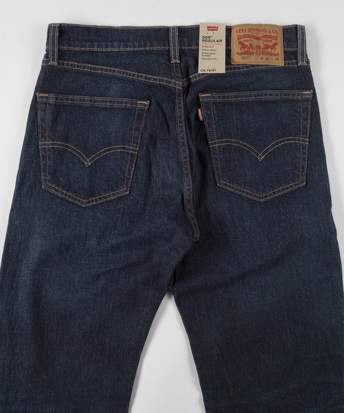 Levi's(リーバイス)の「【Levi’s/リーバイス】505 レギュラーストレート ストレッチ 5ポケット デニム/ジーンズ【ウォッシュ加工】(デニムパンツ・メンズ・ダークインディゴブルー/ブルー系その他/ライトインディゴブルー・28inch/29inch/30inch/31inch/32inch/33inch/34inch/36inch)」の4枚目の写真