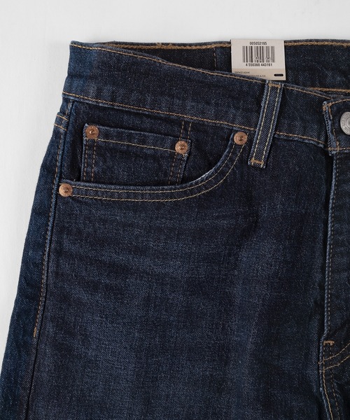 Levi's(リーバイス)の「【Levi’s/リーバイス】505 レギュラーストレート ストレッチ 5ポケット デニム/ジーンズ【ウォッシュ加工】(デニムパンツ・メンズ・ダークインディゴブルー/ブルー系その他/ライトインディゴブルー・28inch/29inch/30inch/31inch/32inch/33inch/34inch/36inch)」の13枚目の写真