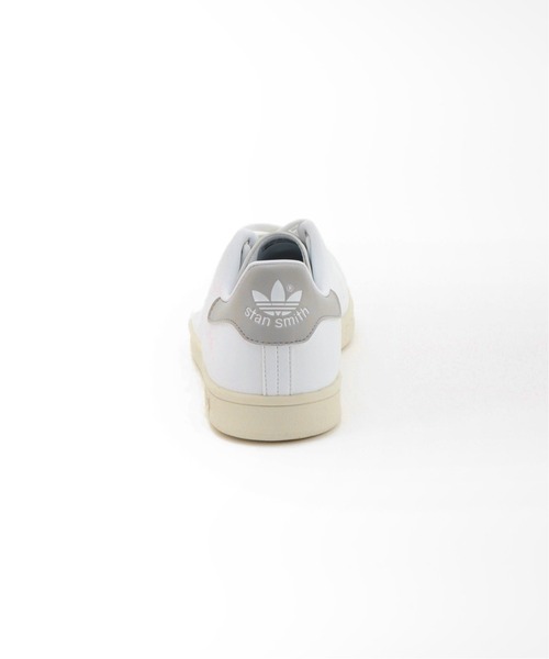 adidas（アディダス）の「ADIDAS STAN SMITH（スニーカー・レディース・ホワイト・23cm/23.5cm/24cm/24.5cm）」の2枚目の写真