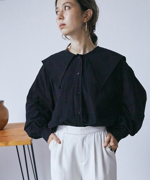 toucher du brise（トゥシェドブリーズ）の「ビックカラーオーバーサイズブラウス（シャツ/ブラウス・レディース・ベージュ/ブラック/ホワイト・M）」の4枚目の写真