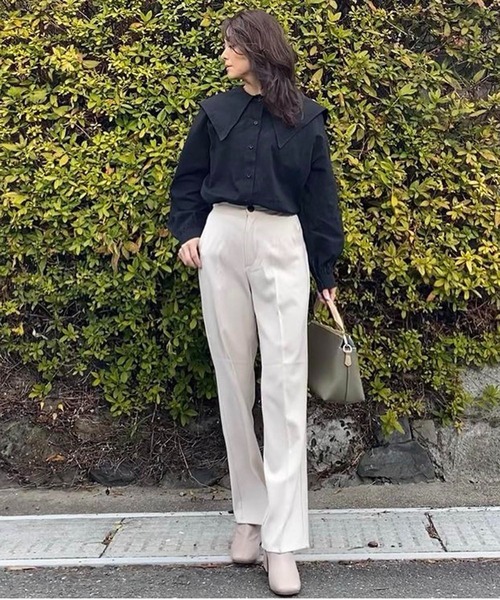 toucher du brise（トゥシェドブリーズ）の「ビックカラーオーバーサイズブラウス（シャツ/ブラウス・レディース・ベージュ/ブラック/ホワイト・M）」の22枚目の写真