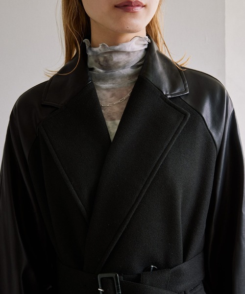 byYOUANCE（バイユアンス）の「マルチマテリアルダブルロングコート（その他アウター・レディース・ブラック・FREE）」の11枚目の写真