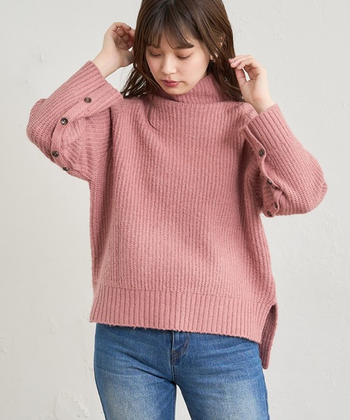 natural couture(ナチュラルクチュール)の「袖下釦デザインゆるシルエットニット(ニット/セーター・レディース・ピンク/アイボリー/モカ/スミクロ・FREE)」の21枚目の写真