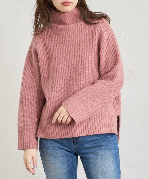 natural couture(ナチュラルクチュール)の「袖下釦デザインゆるシルエットニット(ニット/セーター・レディース・ピンク/アイボリー/モカ/スミクロ・FREE)」の8枚目の写真