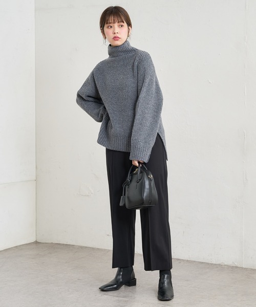 natural couture(ナチュラルクチュール)の「袖下釦デザインゆるシルエットニット(ニット/セーター・レディース・ピンク/アイボリー/モカ/スミクロ・FREE)」の14枚目の写真