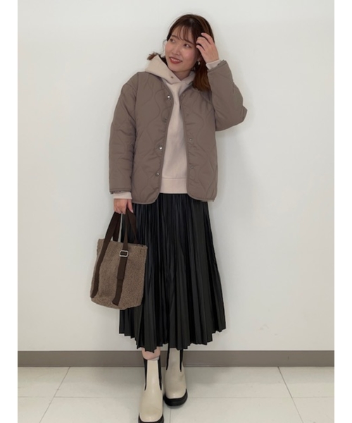 SHOO・LA・RUE(シューラルー)の「◆【M-3L】中綿キルトブルゾン(その他アウター・レディース・ブラック/カーキ/サンドベージュ・02/03/04/05)」の20枚目の写真