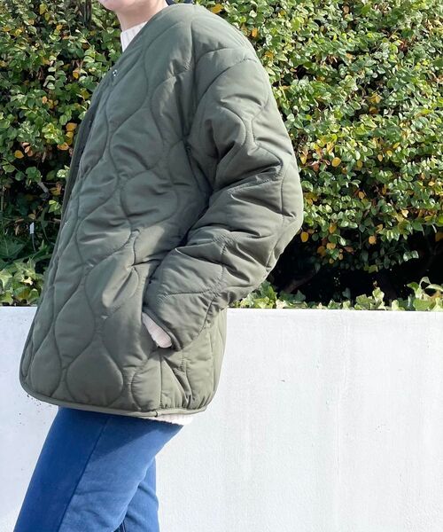 SHOO・LA・RUE(シューラルー)の「◆【M-3L】中綿キルトブルゾン(その他アウター・レディース・ブラック/カーキ/サンドベージュ・02/03/04/05)」の21枚目の写真