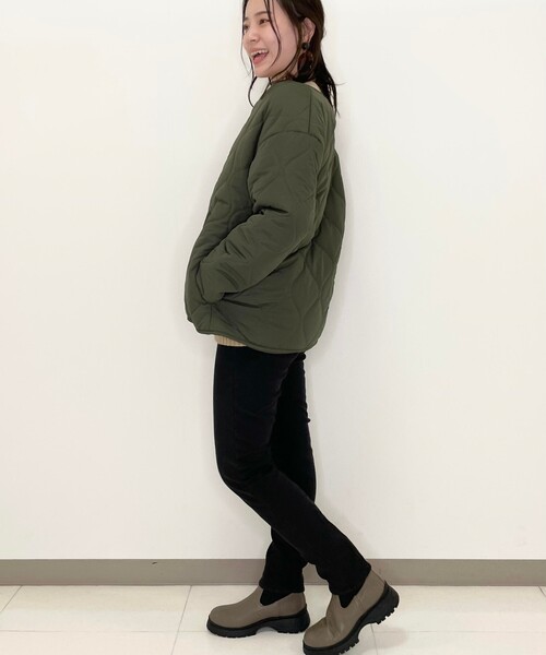 SHOO・LA・RUE(シューラルー)の「◆【M-3L】中綿キルトブルゾン(その他アウター・レディース・ブラック/カーキ/サンドベージュ・02/03/04/05)」の8枚目の写真