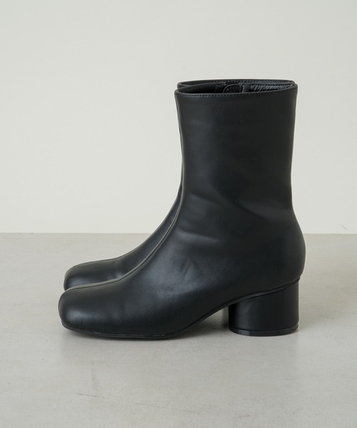 Kastane（カスタネ）の「丸ヒールミドルブーツ（ブーツ・レディース・ブラック/ブラウン・38/39/37）」の7枚目の写真