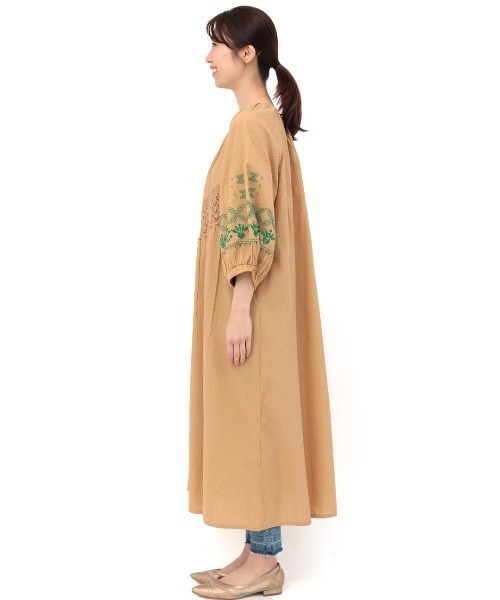 チチカカ（チチカカ）の「エコフレンドリーコットン ラクノウハンド刺繍2WAYワンピース（ワンピース・レディース・ホワイト/レッド/ベージュ・FREE）」の12枚目の写真