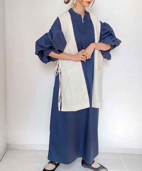 JUNOAH（ジュノア）の「ハーフジップボリュームスリーブワンピース（ワンピース・レディース・グリーン系その他/ブラック/ホワイト/グレー/チャコール/オレンジ/グレイッシュベージュ/ネイビー・LARGE/MEDIUM）」の7枚目の写真